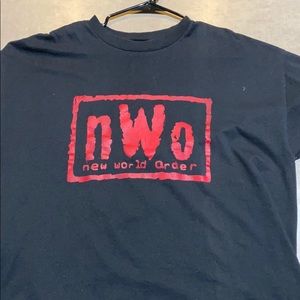 N W O tee